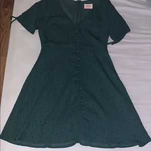 Never worn emerald green button up dress